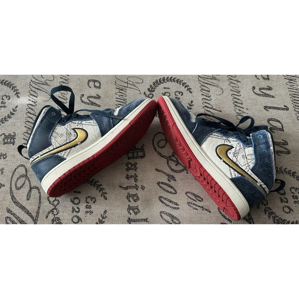Kids Air Jordan One Take Flight Size 13 C